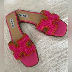 Steve Madden Vibrant Pink and Orange Sandals